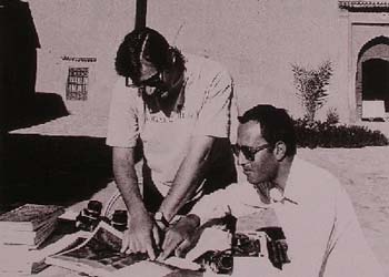 Jordi Esteva i Roger Mim&oacute; a Tinghir, Maroc.