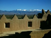 A&iuml;t Abou, Tajanat